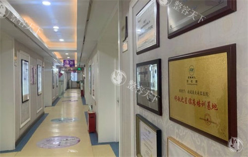 南通康美美容医院口碑好吗？好！且有正规资质、医生多年经验充足、技术娴熟、口碑良好~
